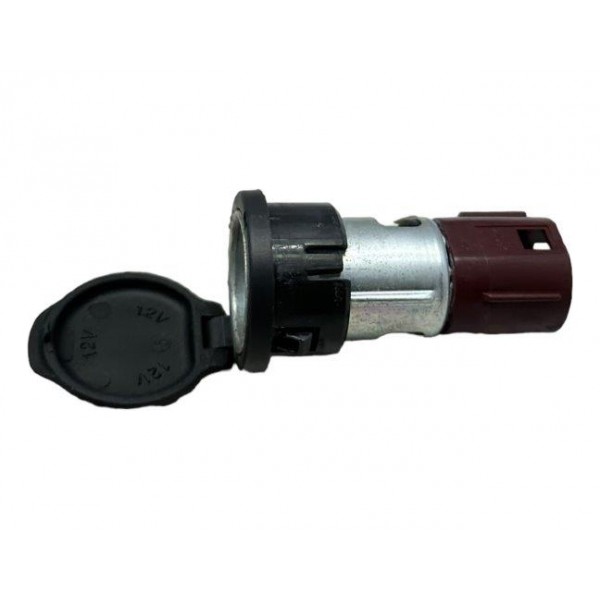 Tomada 12 Volts Gm Tracker Ltz 1.4 2017