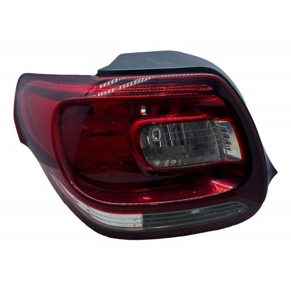 Lanterna Traseira Esquerda Citroen Ds3 1.6 Thp 2013