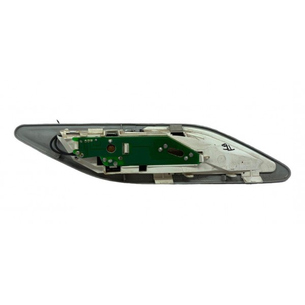 Luz Cortesia Traseira Esquerda Bmw 528i 2.8 24v E39 1998
