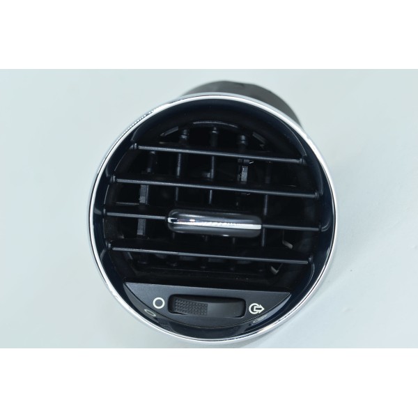 Difusor De Ar Dianteiro Direito Peugeot 308 Thp 1.6 14