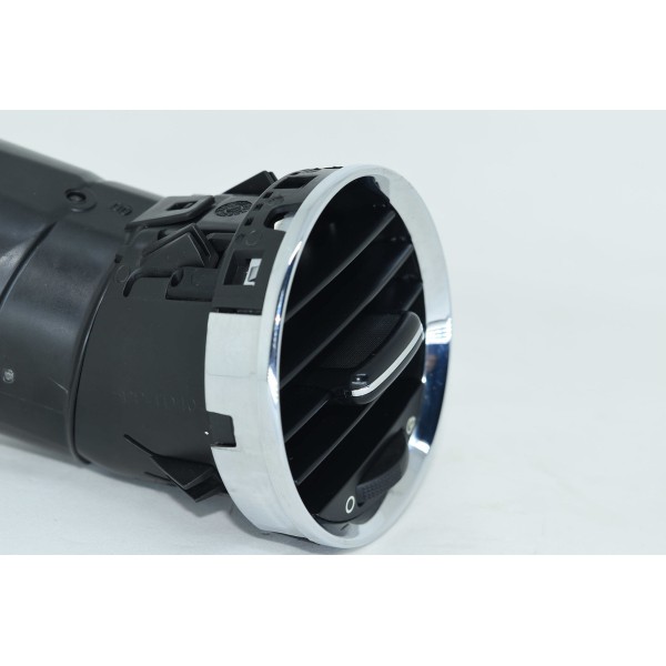 Difusor De Ar Dianteiro Direito Peugeot 308 Thp 1.6 14