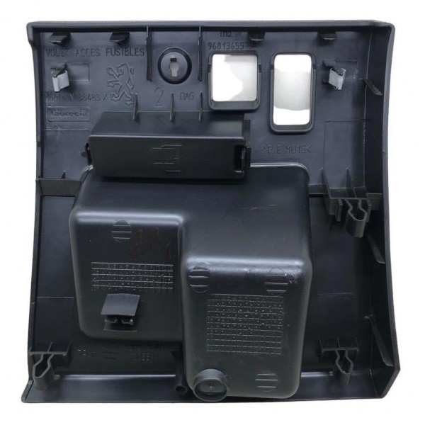 Tampa Acesso Caixa Fusivel Interna Peugeot 308 1.6 Thp 16