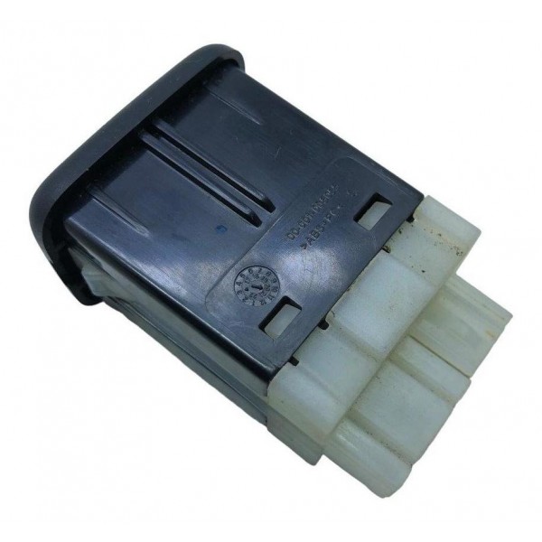 Entrada Usb Dianteira Console Central Tracker Premier 1.2 22