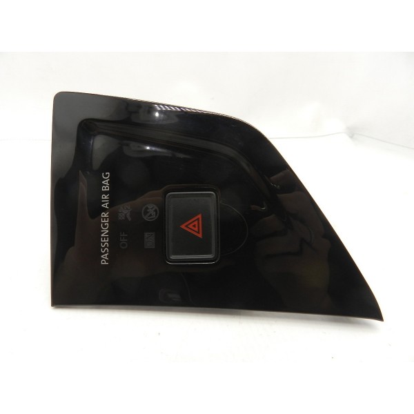 Botão Pisca Alerta Black Piano Vw Virtus Tsi 1.0