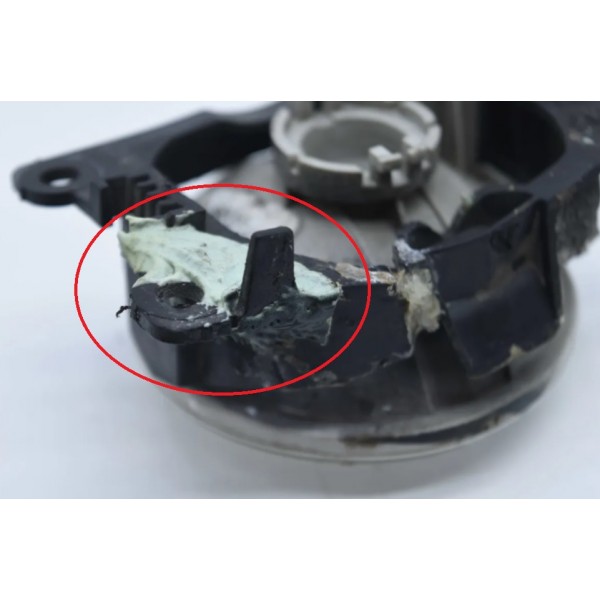 Farol Milha Dianteiro Passageiro Citroen C3 Picasso 1.6 Ler