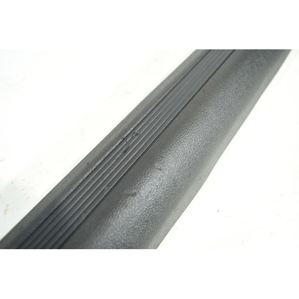 Soleira Lateral Direita Preta Vw Virtus Msi 1.6