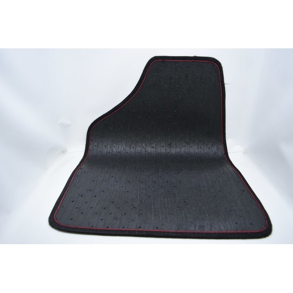 Tapete Dianteiro Direito Vw Virtus Msi 1.6