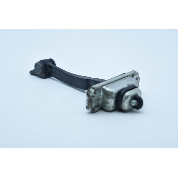 Limitador Porta Dianteira Direita Gm Tracker 1.4 Turbo