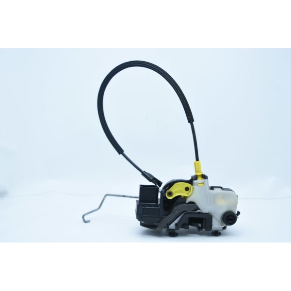 Trava Elétrica Porta Traseira Esquerda Gm Tracker 1.4 Turbo