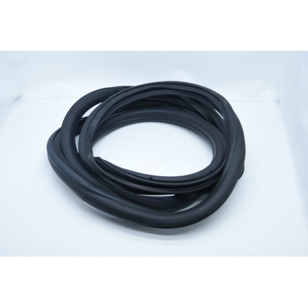 Borracha Porta Traseira Esquerda Gm Tracker 1.4 Turbo