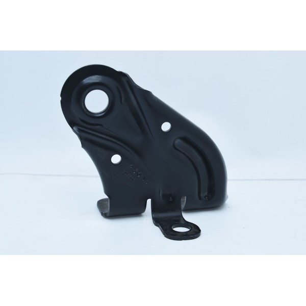 Suporte Guia Junção Banco Traseiro Gm Tracker 1.4 Turbo