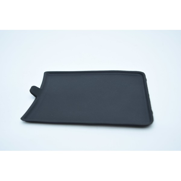 Tapete Borracha Porta Treco Console Central Gm Tracker 1.4