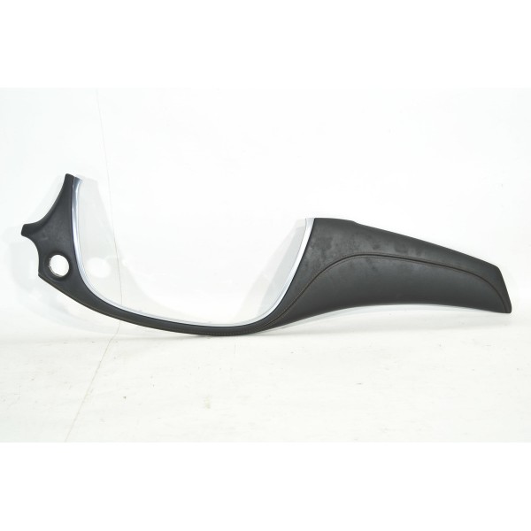 Moldura Couro Painel Passageiro Gm Tracker 1.4 Turbo