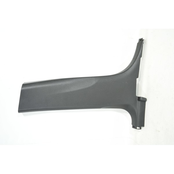 Acabamento Coluna Central Lateral Motorista Gm Tracker 1.4
