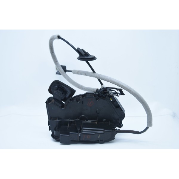 Trava Eletrica Porta Traseira Direita Vw Virtus Tsi 1.0