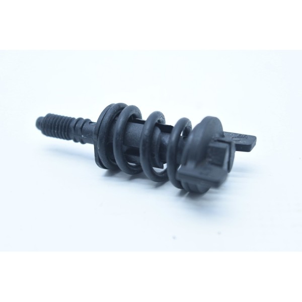 Parafuso Fixação Lanterna Traseira Vw Polo Gts 1.4 2020