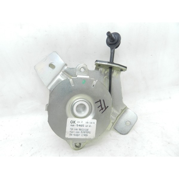 Mola Tampa Inferior Porta Malas Motorista Peugeot 3008 Thp