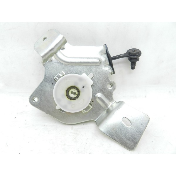 Mola Tampa Inferior Porta Malas Motorista Peugeot 3008 Thp