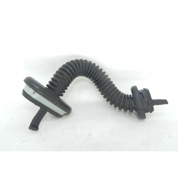 Borracha Chicote Tampa Porta Malas Peugeot 3008 Thp 1.6 2010