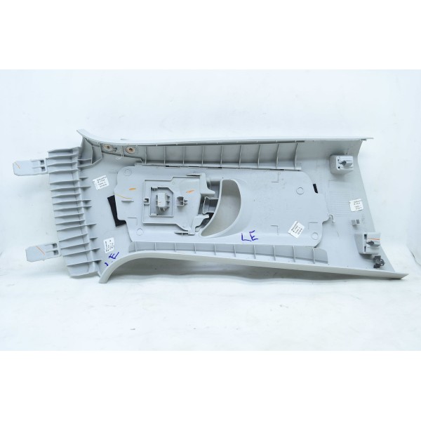 Moldura Coluna Lateral Esquerda Vw Polo Tsi 1.0 2019