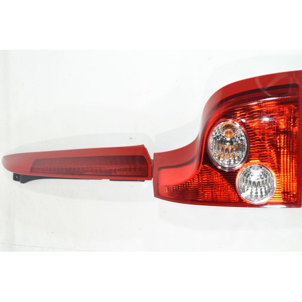 Lanterna Traseira Passageiro Volvo Xc90 2.9 Awd 2004