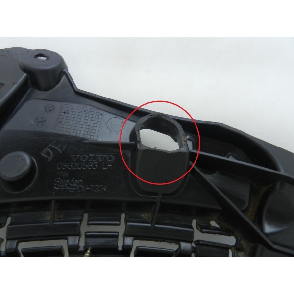 Guia Parachoque Traseira Motorista Volvo Xc90 2.9(descrição)