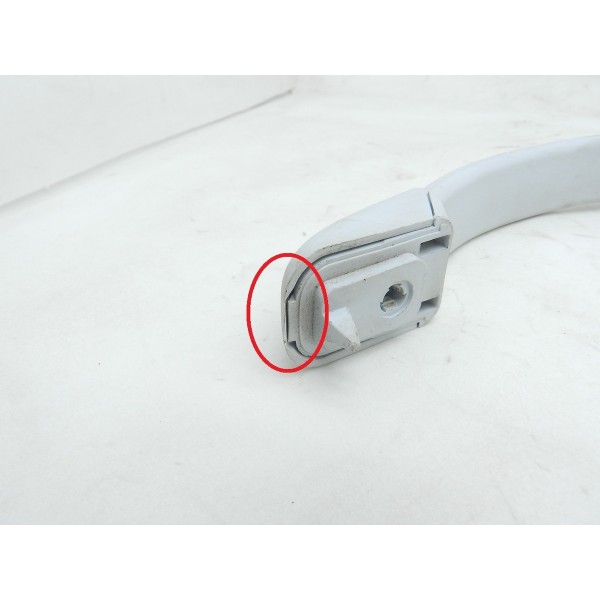 Alça Pqp Traseira Esquerda Peugeot 2008 1.6 2017 Descrição