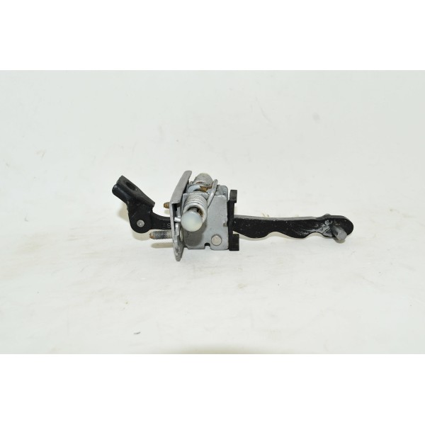 Limitador De Porta Traseiro Esquerda Peugeot 3008 1.6 2014