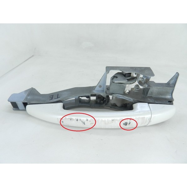Maçaneta Externa Traseira Esquerda Peugeot 3008 Thp 1.6-ler