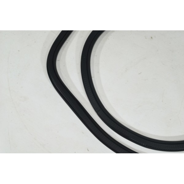 Borracha De Porta Dianteiro Passageiro Gm Cruze Ltz 1.4 2019