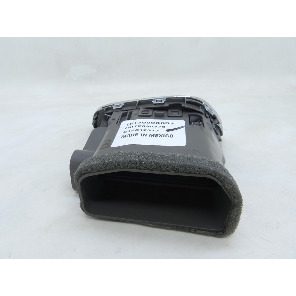 Difusor De Ar Dianteiro Direito Marrom Gm Cruze 1.4 Detalhe