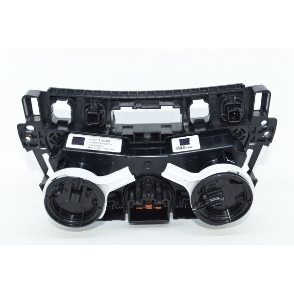 Controle Botao Comando Ar Condicionado Tracker 1.4 17/18