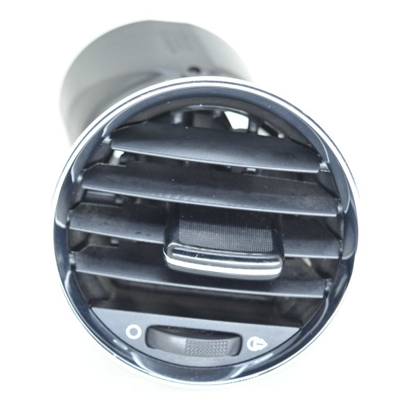 Difusor De Ar Dianteiro Esquerdo Peugeot 3008 Thp 1.6 14