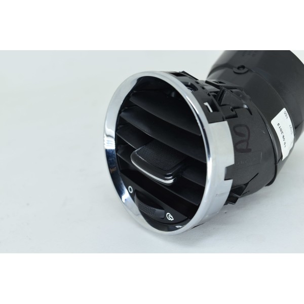 Difusor De Ar Dianteiro Esquerdo Peugeot 3008 Thp 1.6 14