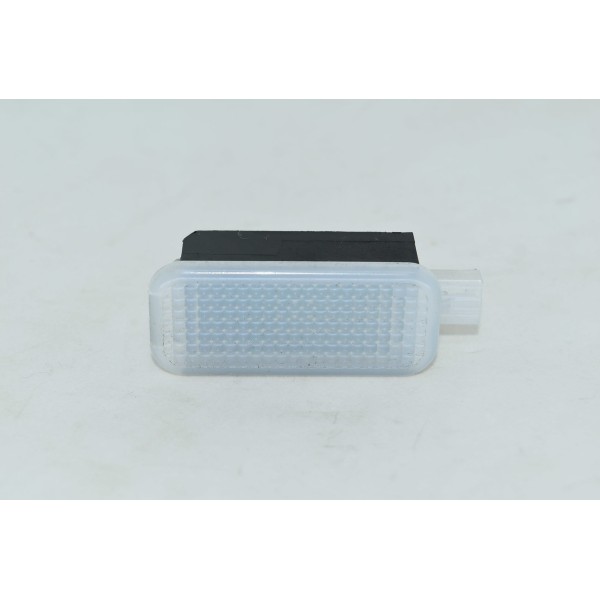 Luz Cortesia Painel Dianteira Direita Audi Q3 2.0 Tfsi 14