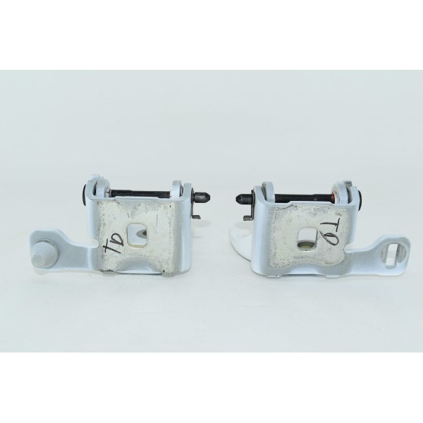 Dobradiça Porta Traseira Direita Peugeot 308 Thp 1.6 14