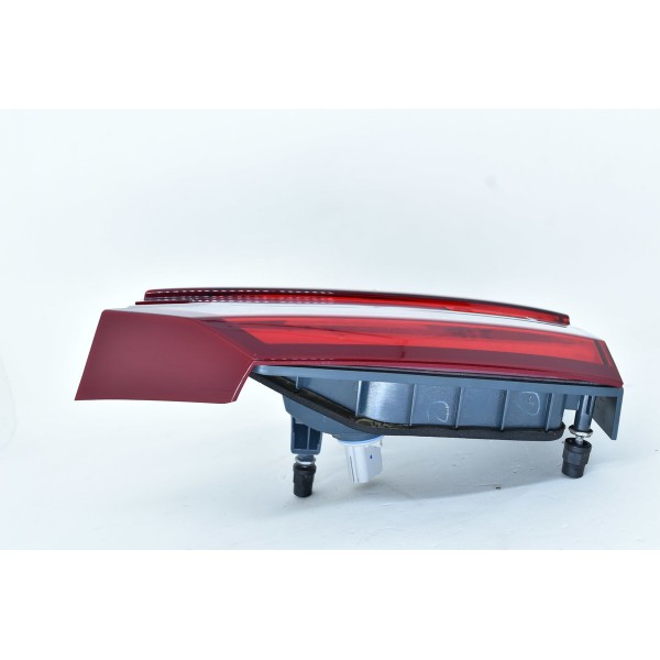Lanterna Direita Fusion Titanium 2.0 2018 Descrição