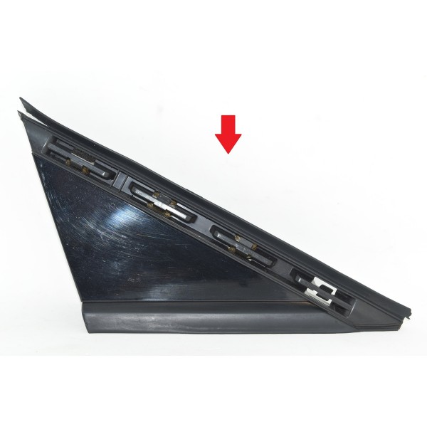 Moldura Superior Retrovisor L/ Direito Peugeot (descriçao)