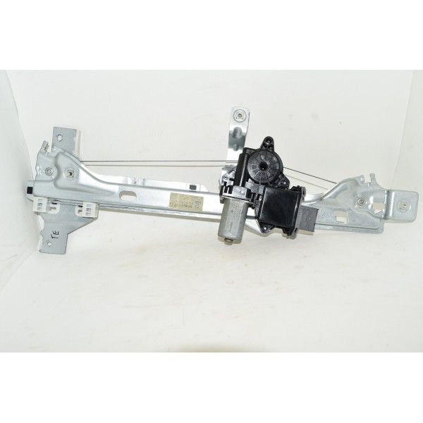 Máquina De Vidro Traseira Esquerda Peugeot 3008 1.6 12/17