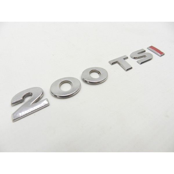Escrito 200 Tsi Tampa Traseira Vw Virtus Tsi 1.0