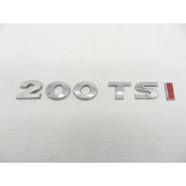 Escrito 200 Tsi Tampa Traseira Vw Virtus Tsi 1.0