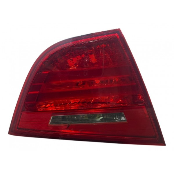 Lanterna Tampa Porta Malas Esquerda Bmw 320i 2.0 E90 2010