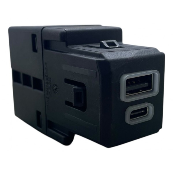 Entrada Usb Console Central Dianteira Fiat Pulse 1.0 Turbo