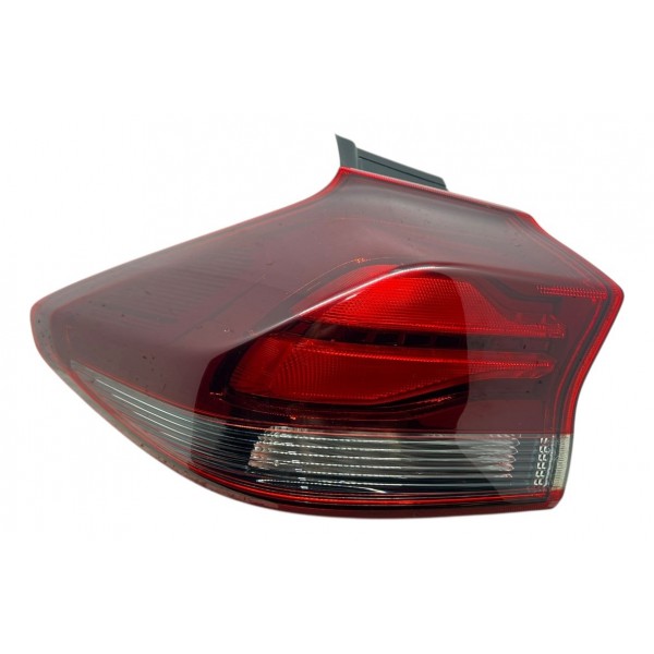 Lanterna Traseira Esquerda  Gm Tracker Midnight 1.0 2022