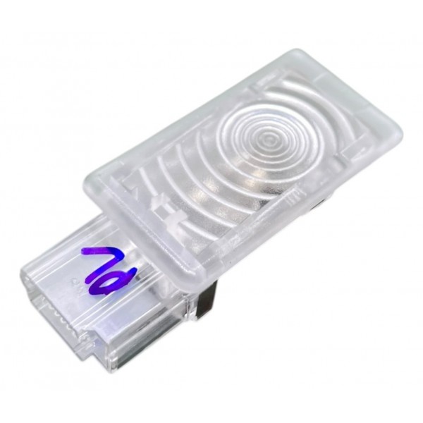 Luz Cortesia Porta Malas Gm Tracker Midnight 1.0 Turbo 2022