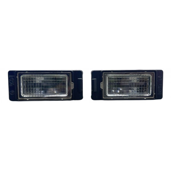 Par Luz Placa Traseira Gm Tracker Midnight 1.0 Turbo 2022