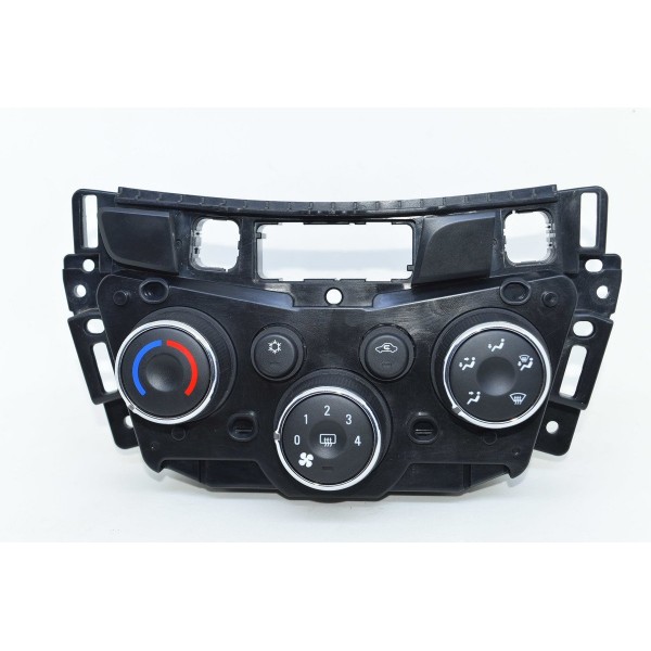 Controle Botão Comando Ar Condicionado Tracker 1.4 Turbo 17