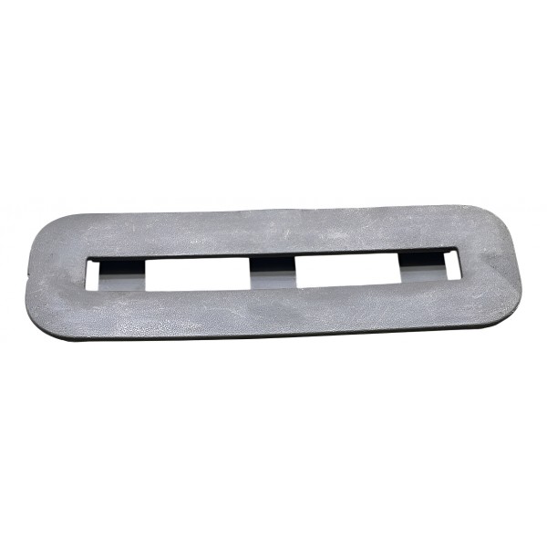 Acabamento Inferior Trava Banco Traseiro Esquerdo Pt Cruiser Acabamento Inferior Trava Banco Traseiro Esquerdo Pt Cruiser