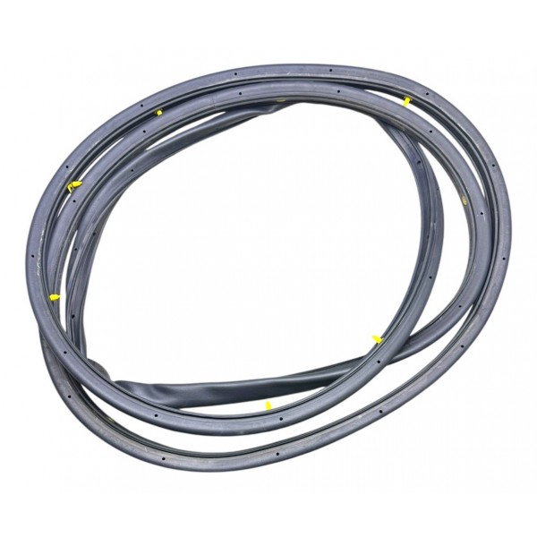 Borracha Externa Porta Dianteira Direita Azera 3.0 Gdi 2020