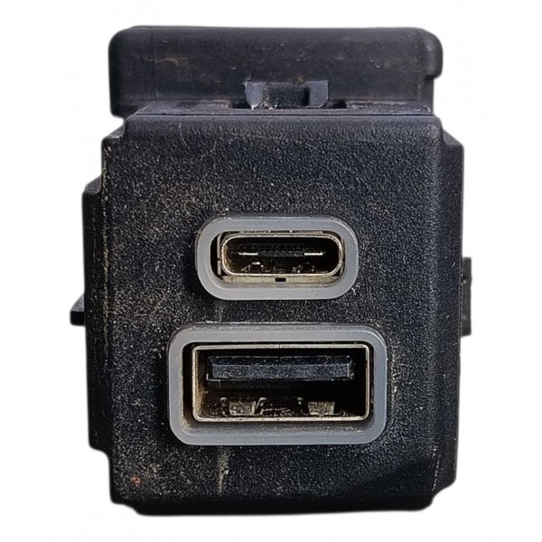 Entrada Usb Traseira Console Central Fastback Abarth 1.3 24